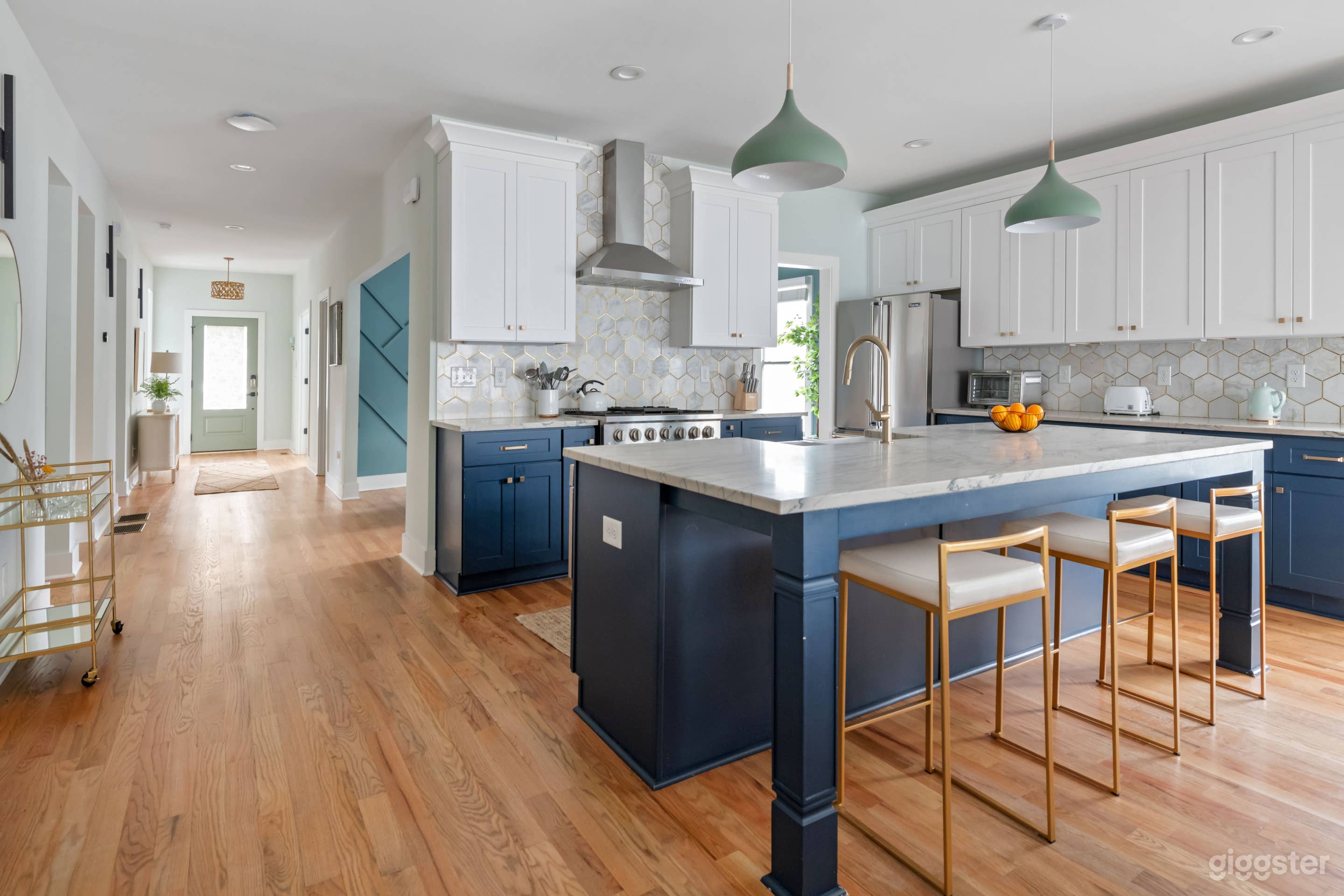 Chill Ville | East Atlanta Village's Raddest Pad! Photo 4