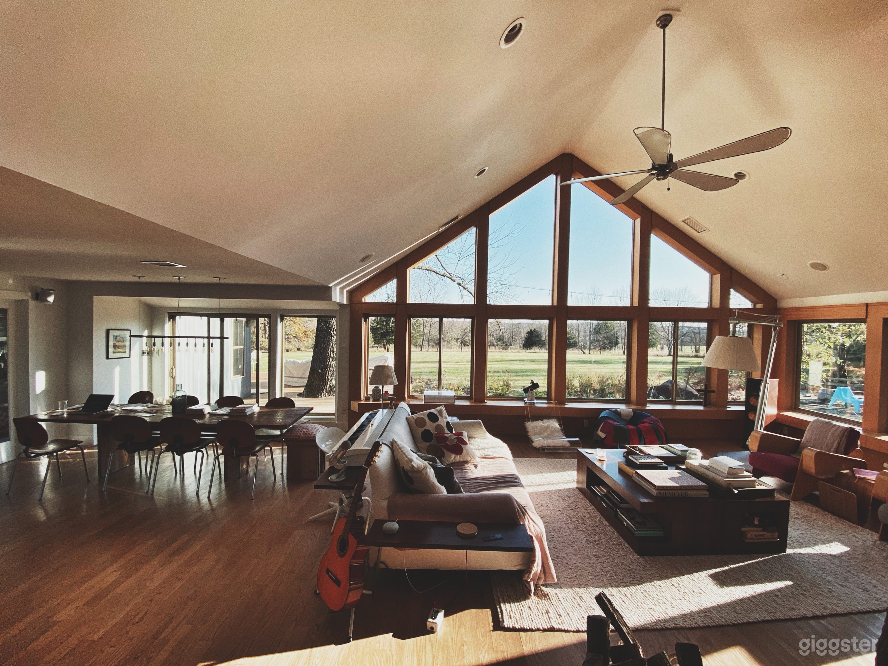 The ultimate Mid-Century home on 15 acres! Photo 1