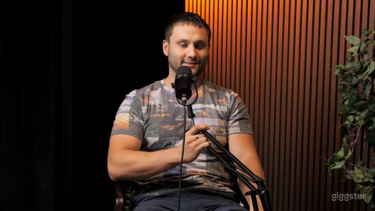  Podcast, Production, and Photography Studio 