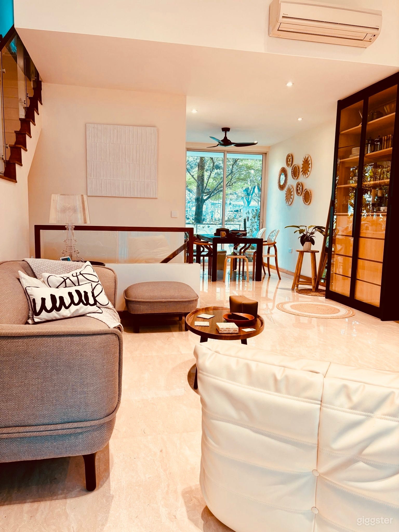 5 storey cluster house with rooftop terrace Photo 1