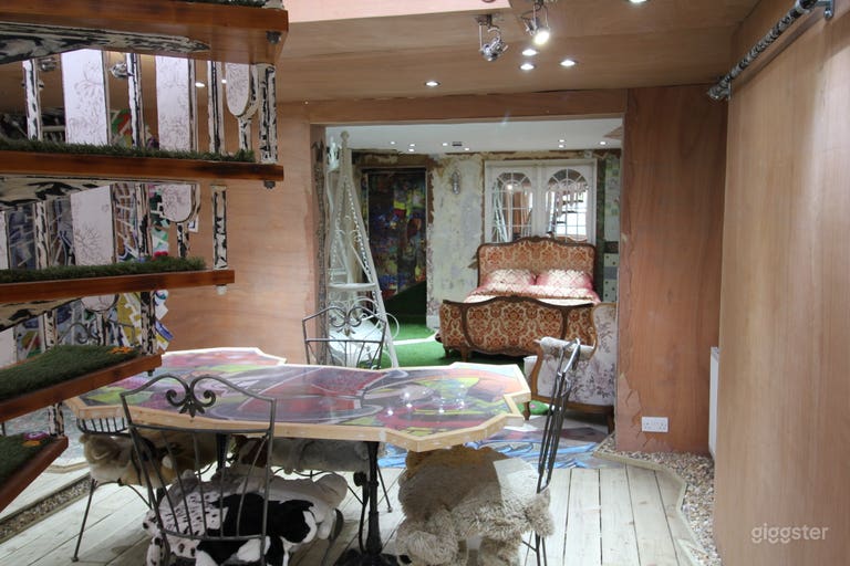  Unique, exotic location for film/video/photoshoots 