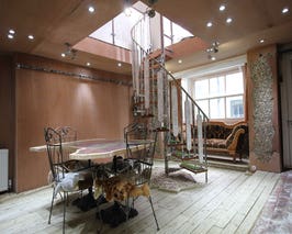  Unique, exotic location for film/video/photoshoots 