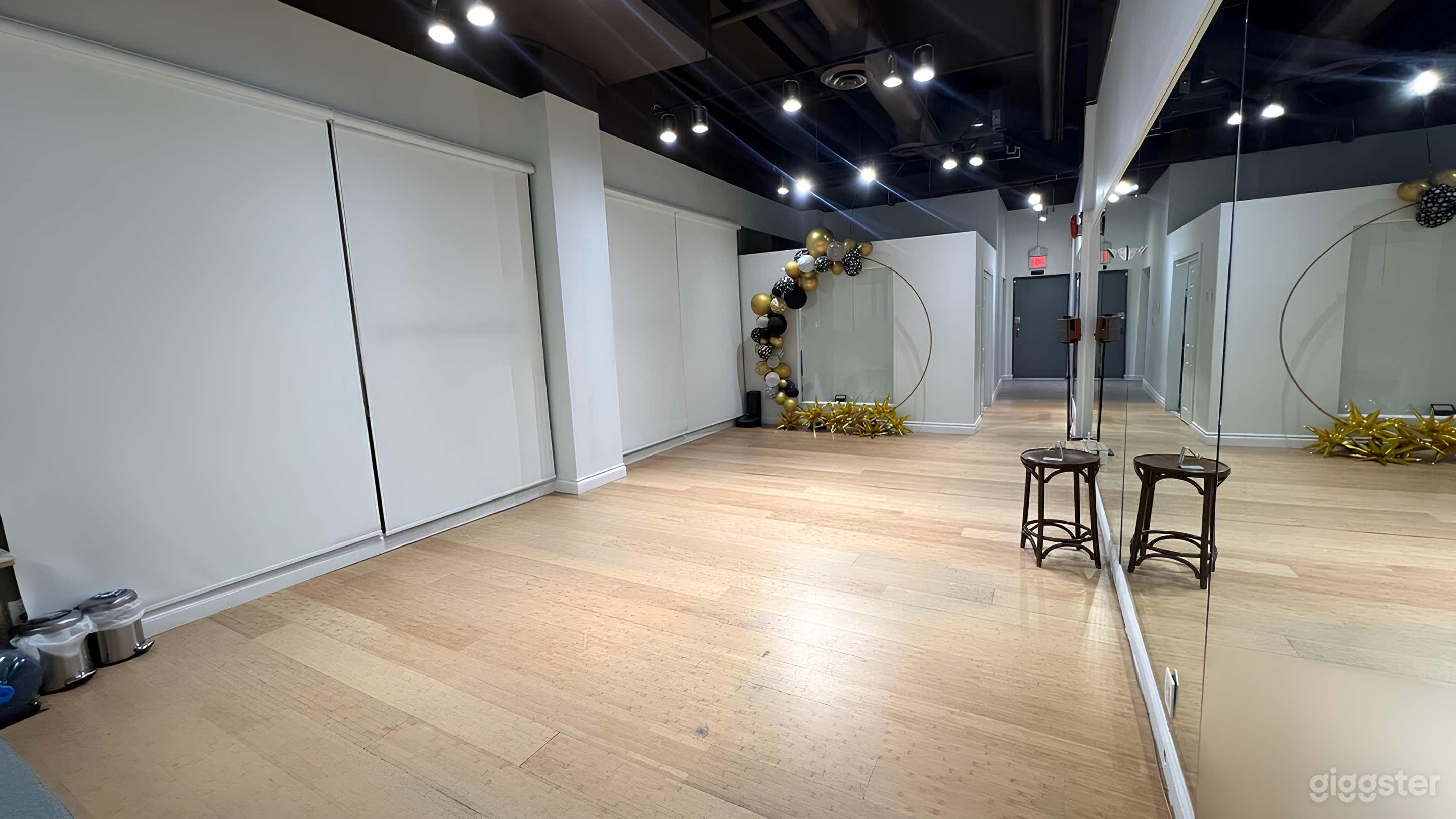 Dunbar Dancing &amp; Singing Studio Photo 2