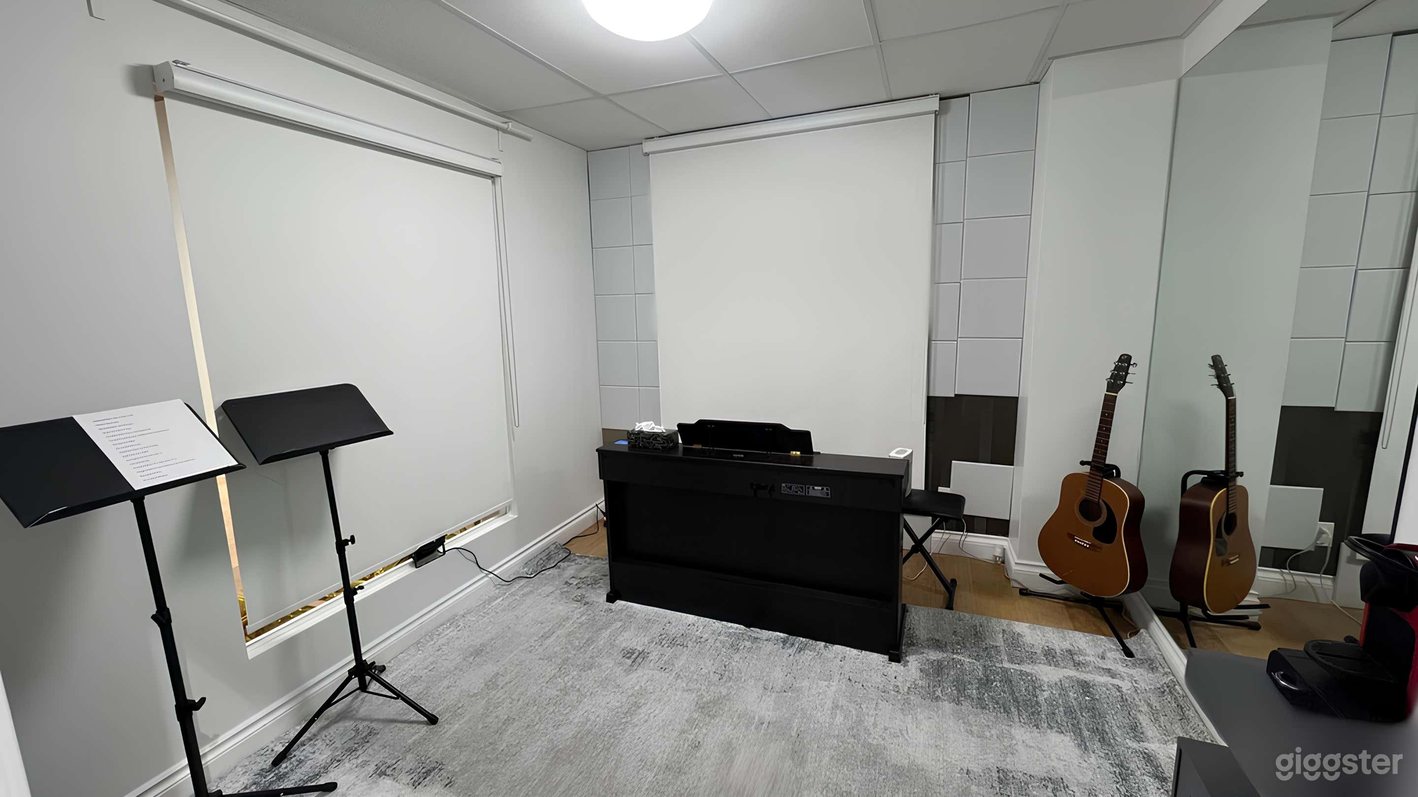 Dunbar Dancing &amp; Singing Studio Photo 4