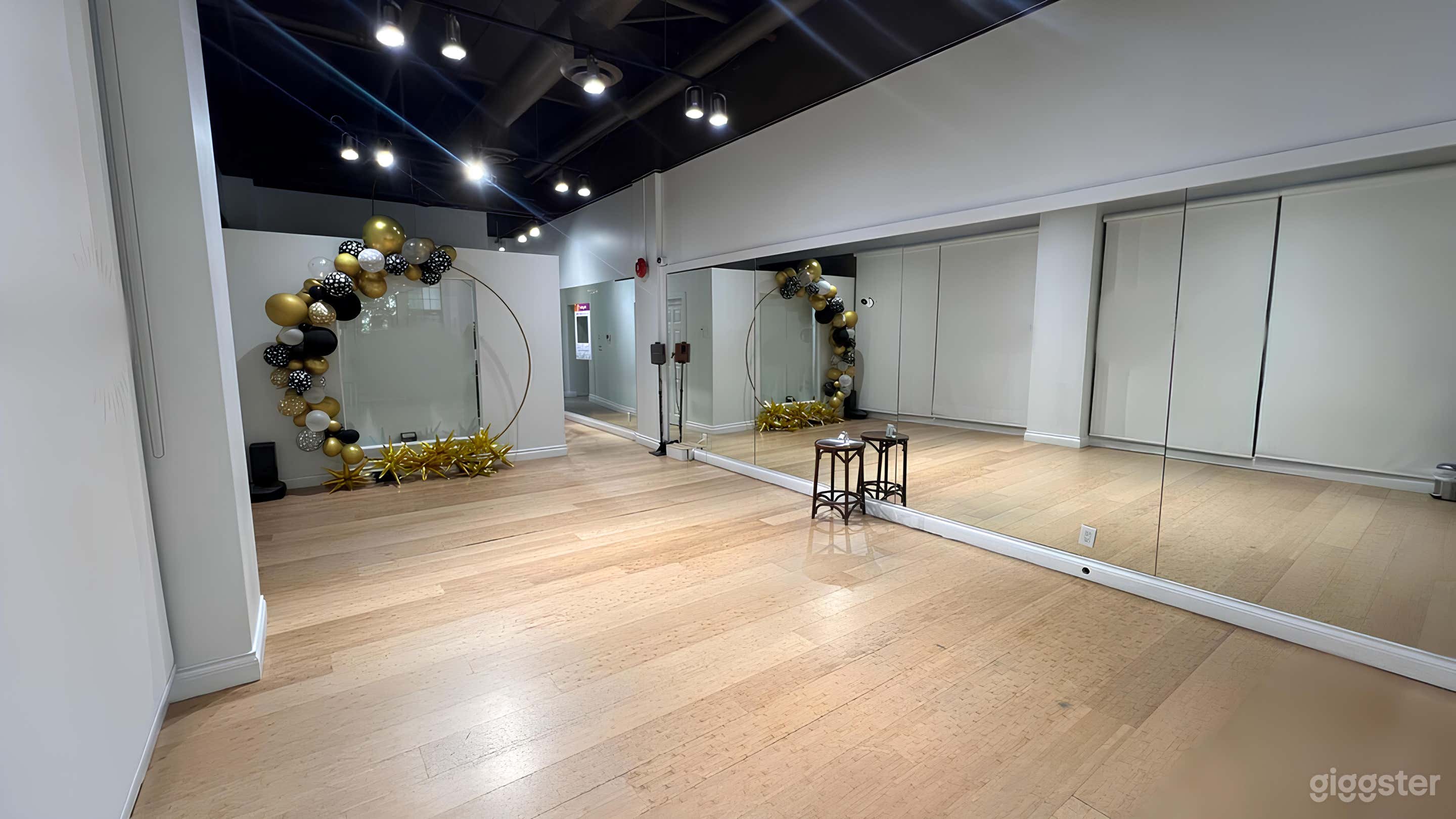 Dunbar Dancing &amp; Singing Studio Photo 1