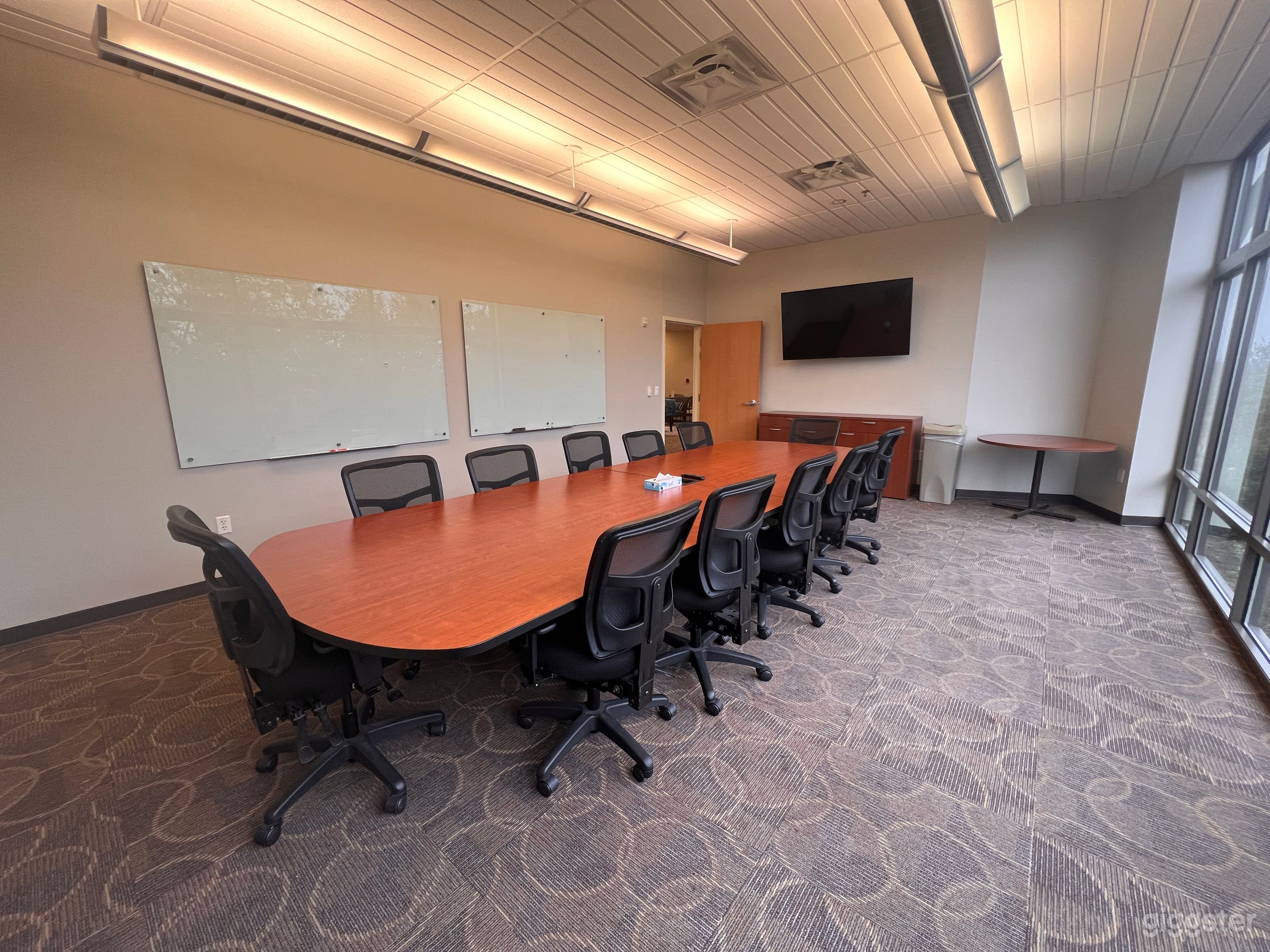 Violet Crown Conference Room at Dwell Coworking Oak Hill Photo 2