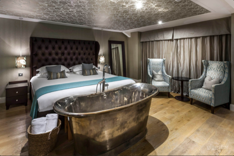 ULTIMATE ROOM - 104 Photo 1