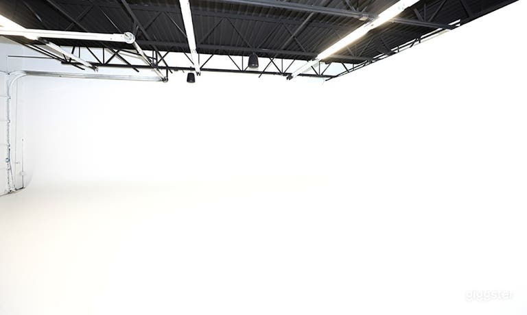  Summit Studio Denver's Best Large White Cyclorama 