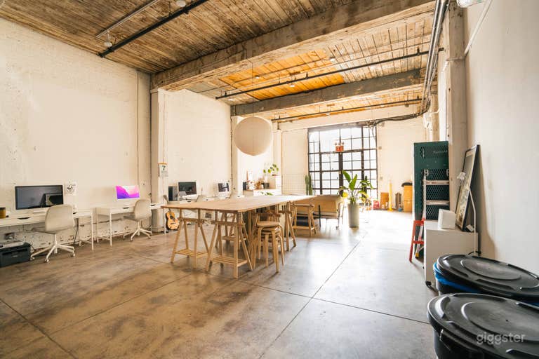  View from the back of our studio - Can easily fit 70 people with the large open space! 