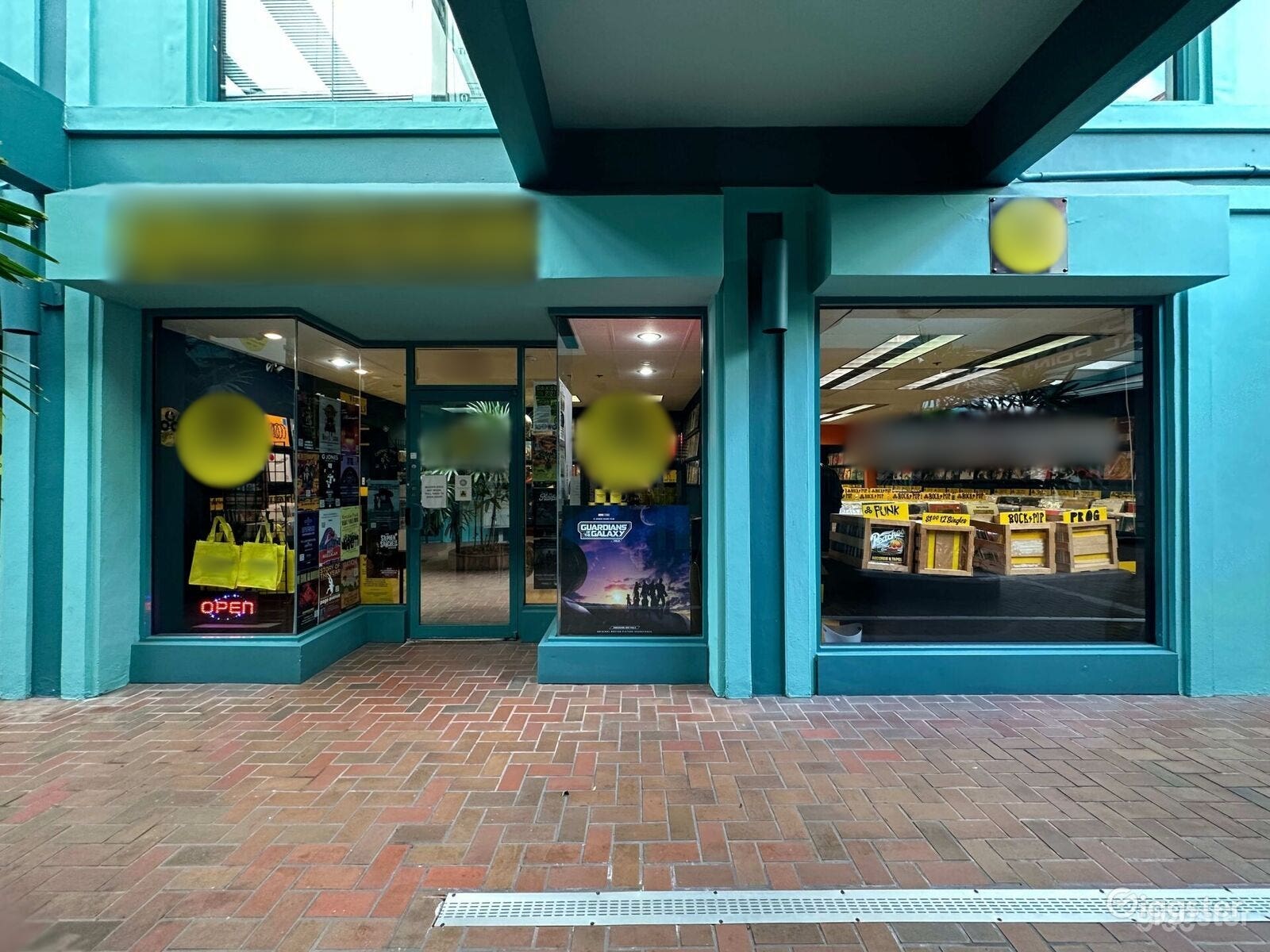 Your Go-To Vinyl Haven Photo 1