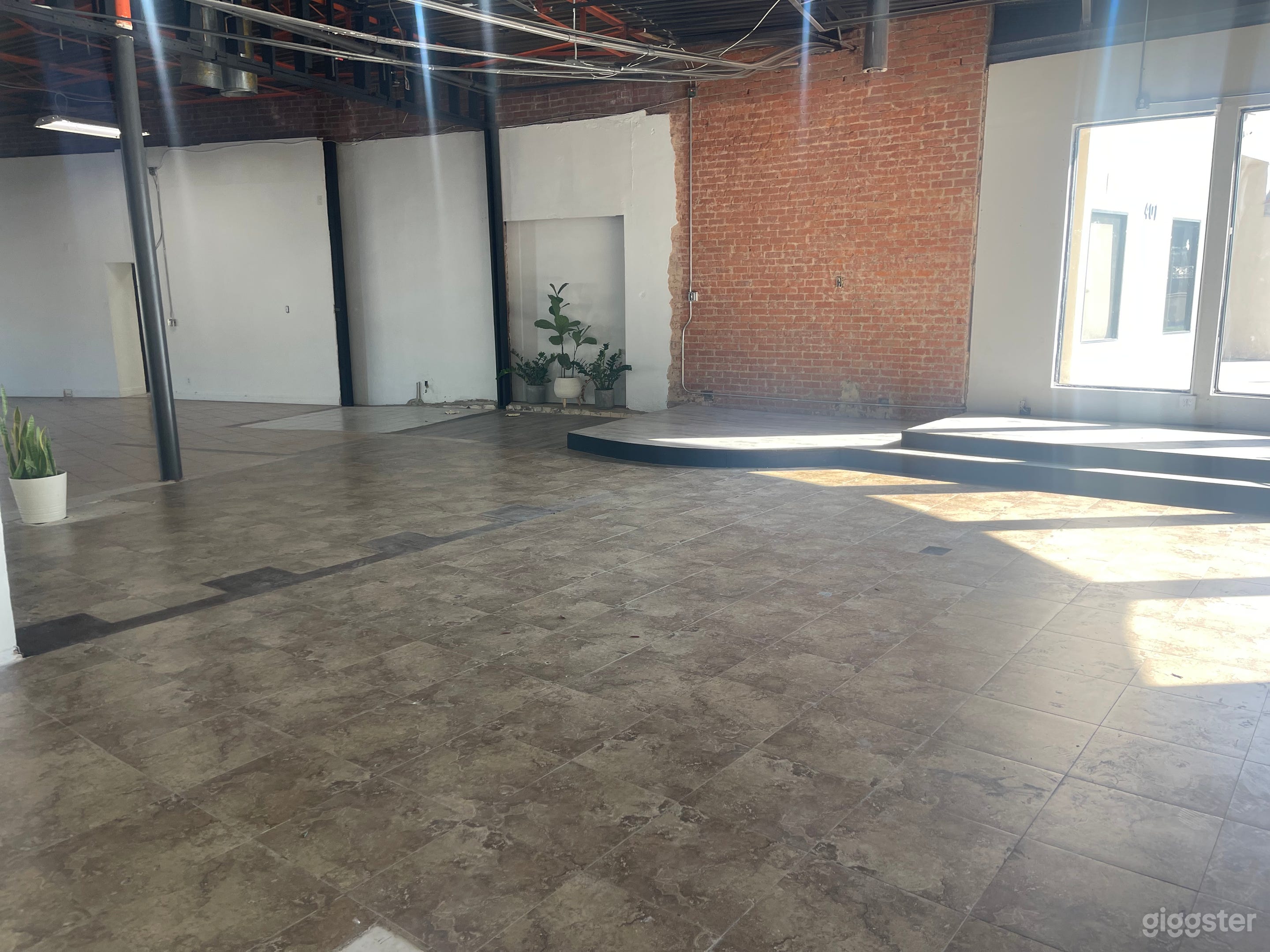 Urban Modern Event Space Photo 1