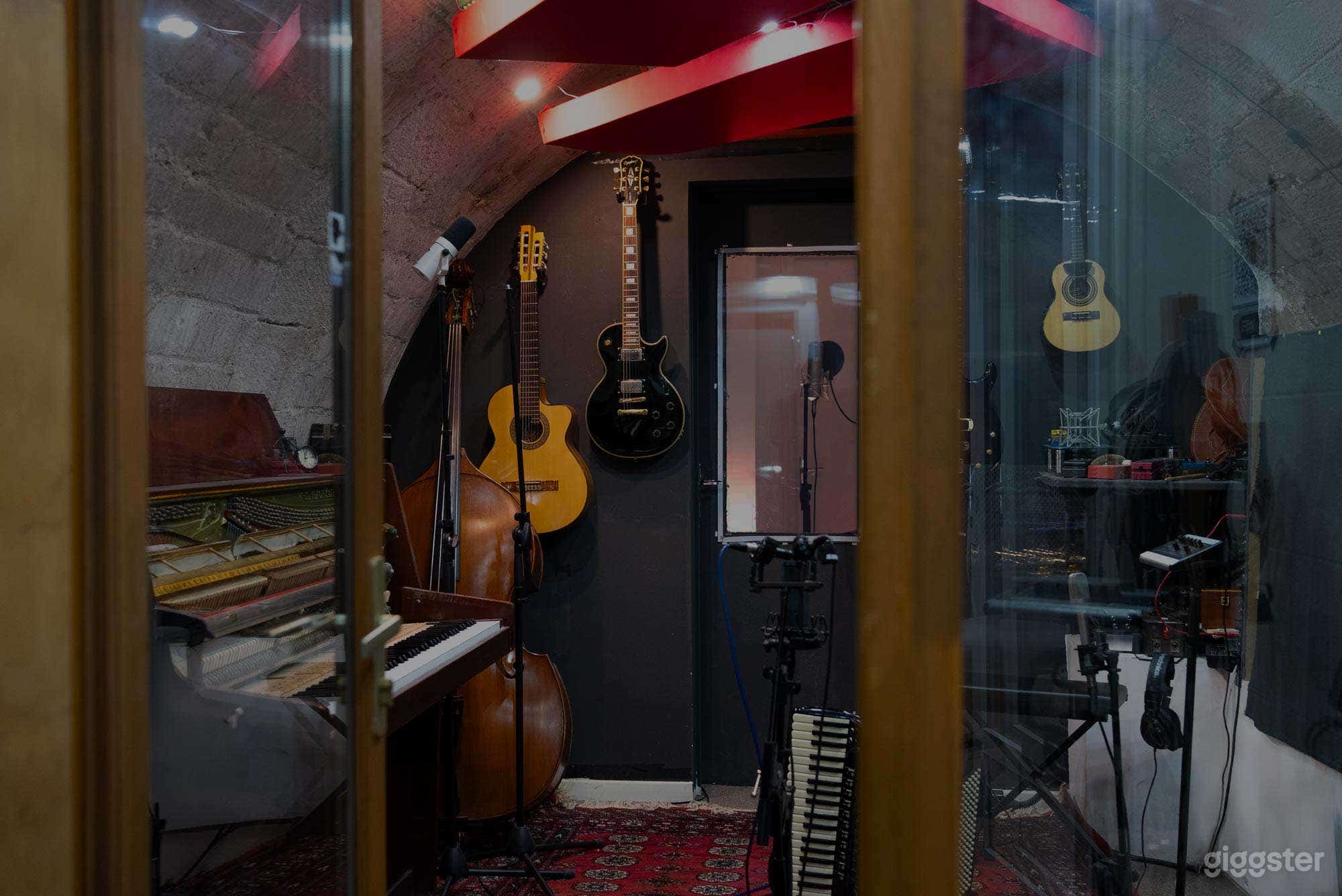 Photo de Studio d’enregistrement et tournage atypique 3