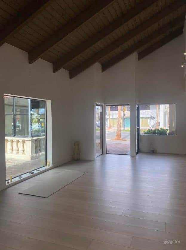 Beautiful High Ceiling Yoga Studio  Photo 3