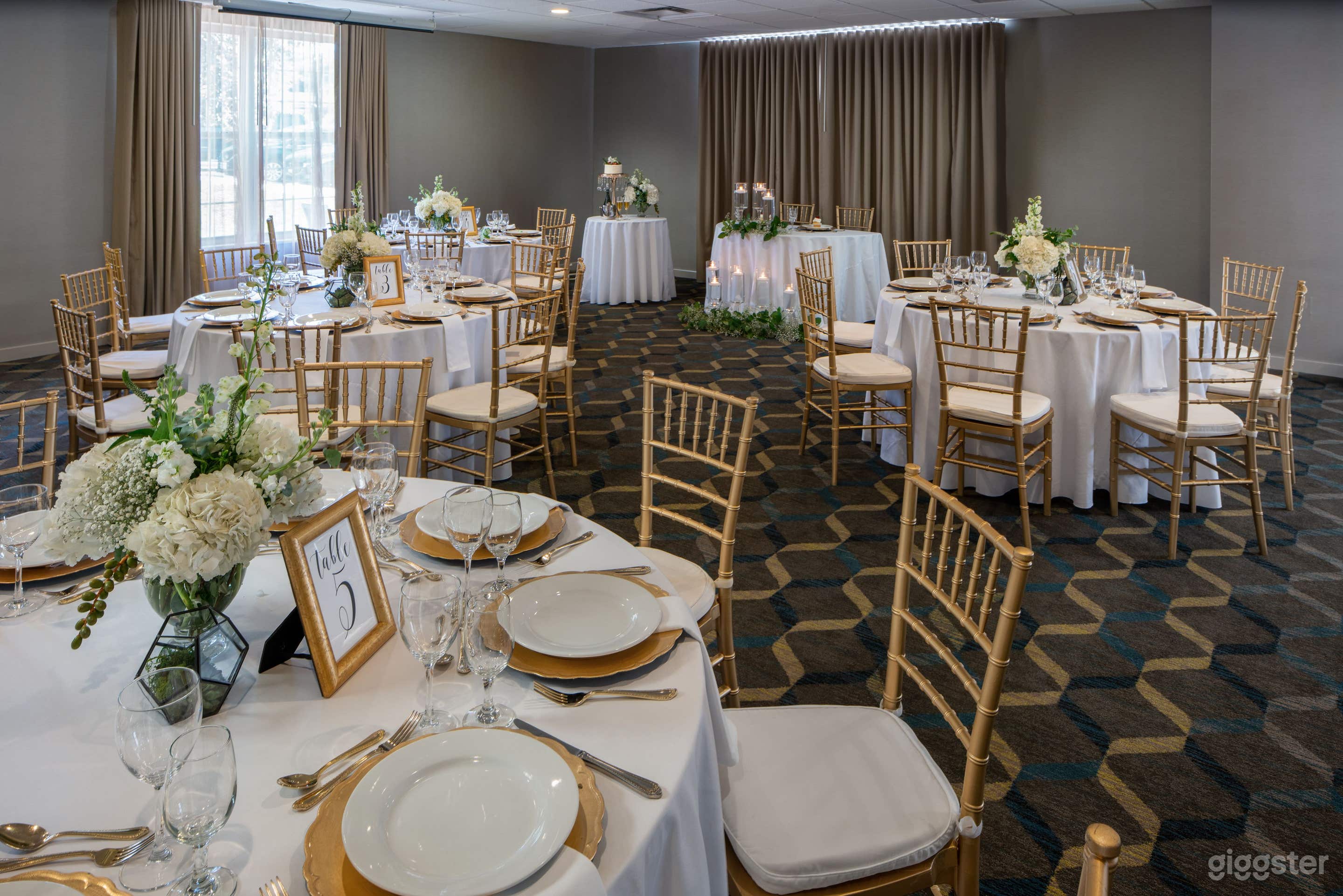 Function Hall for EVENTS | MEETINGS| PRODUCTION Photo 2