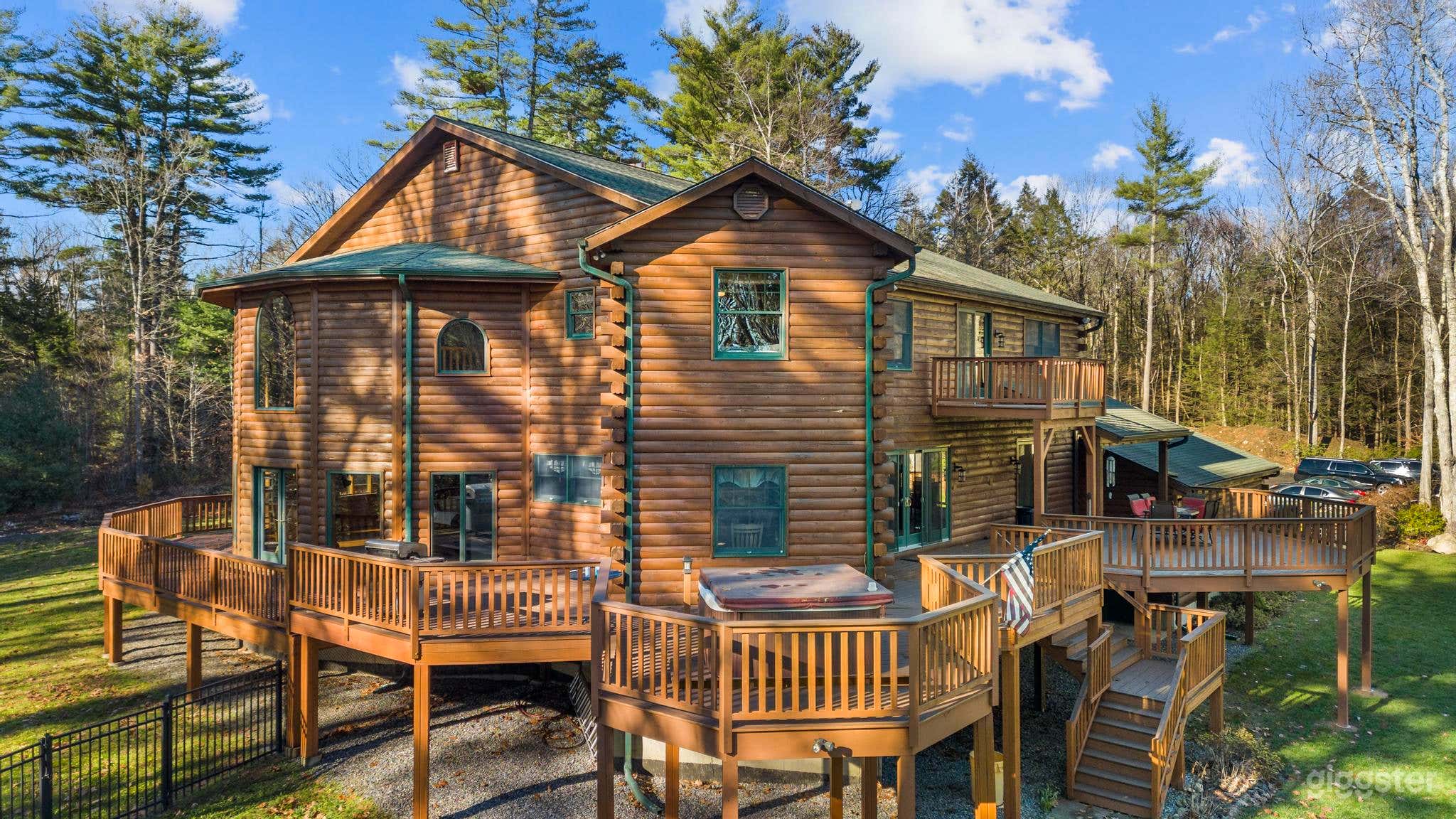 7000sf Log Cabin w\Excellent Privacy and Capacity! Photo 1