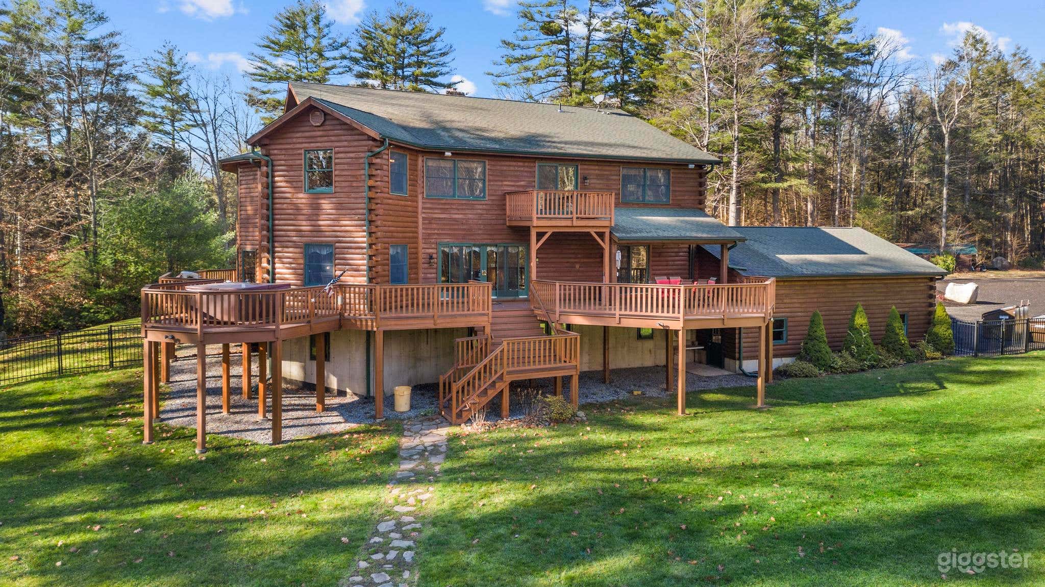 7000sf Log Cabin w\Excellent Privacy and Capacity! Photo 4