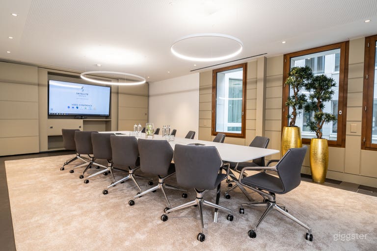 Well-Equipped Rousseau & Fontaine Conference Rooms 