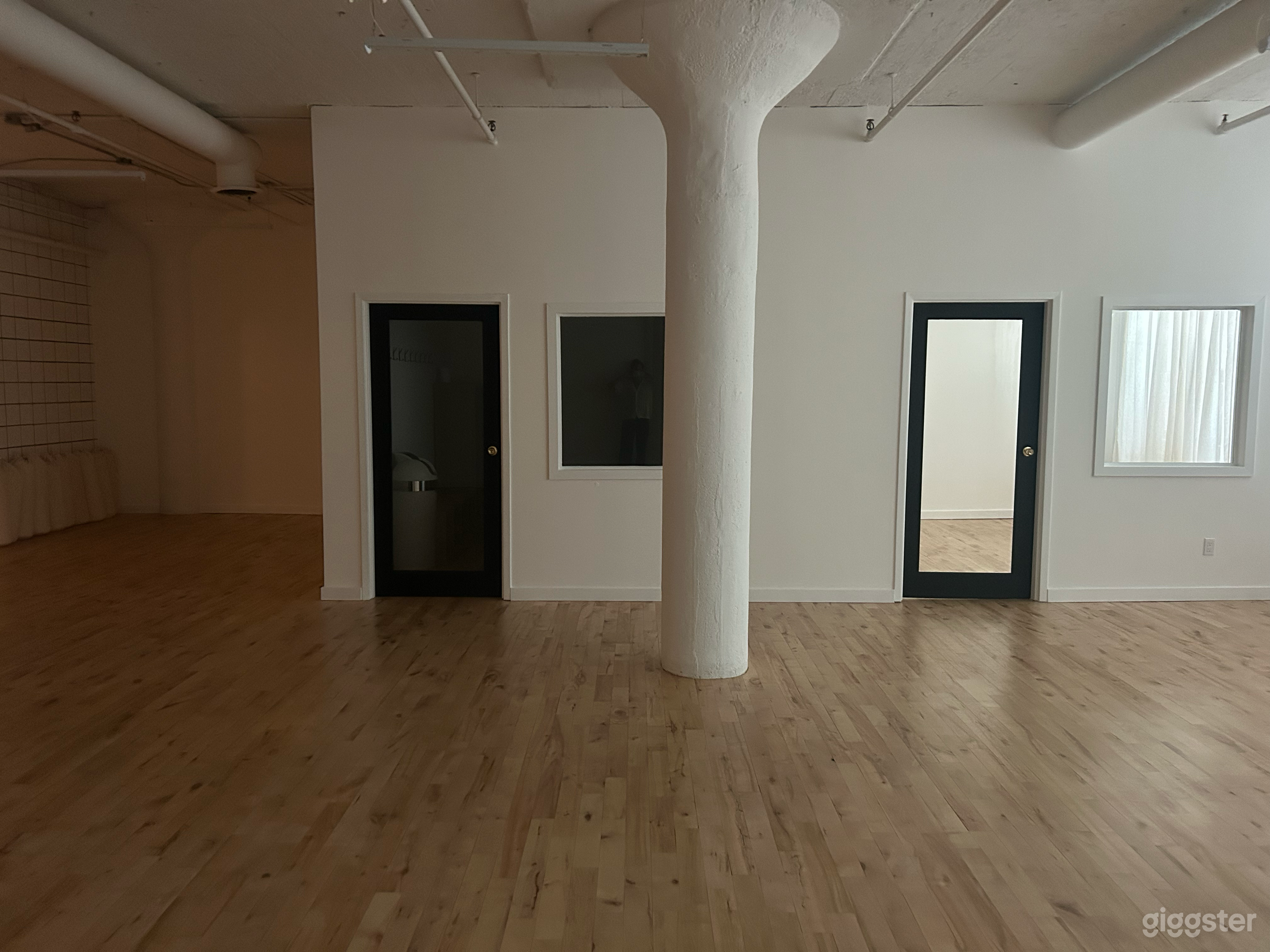 Boutique Pilates and Yoga Studio Downtown Toronto Photo 1