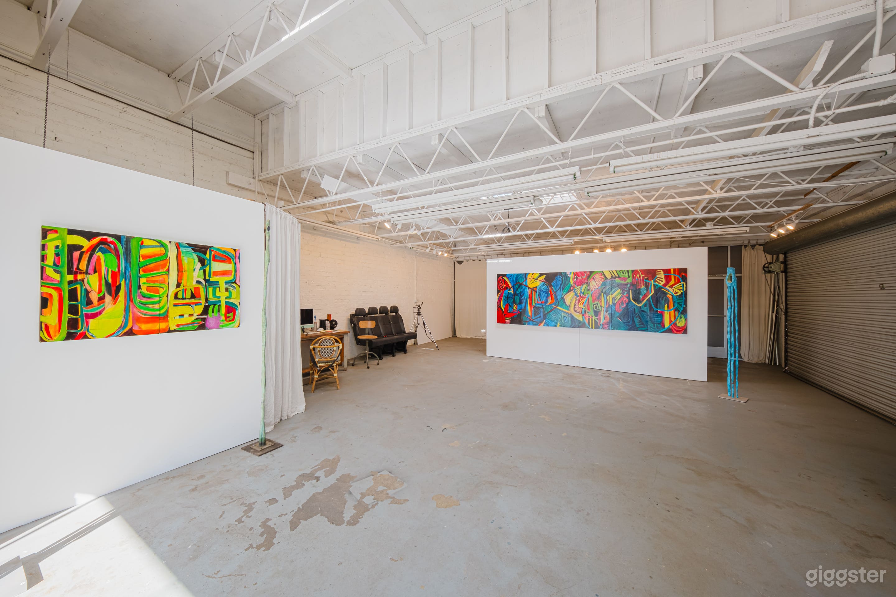 VIVID ARTSCAPE WAREHOUSE Photo 2