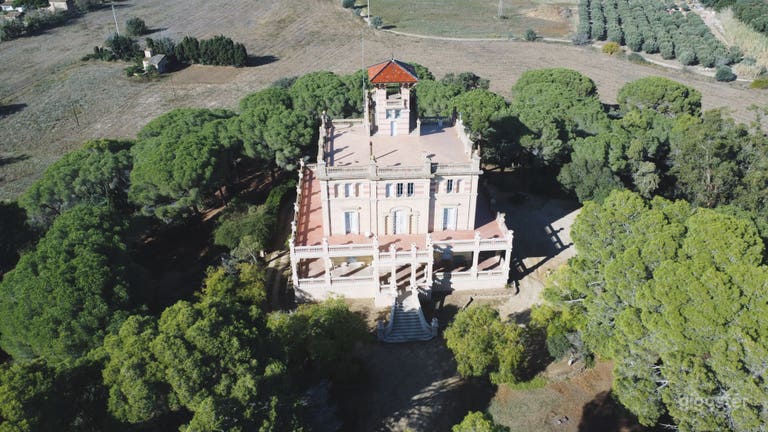  Finca Histórica Modernista en la Costa Brava 