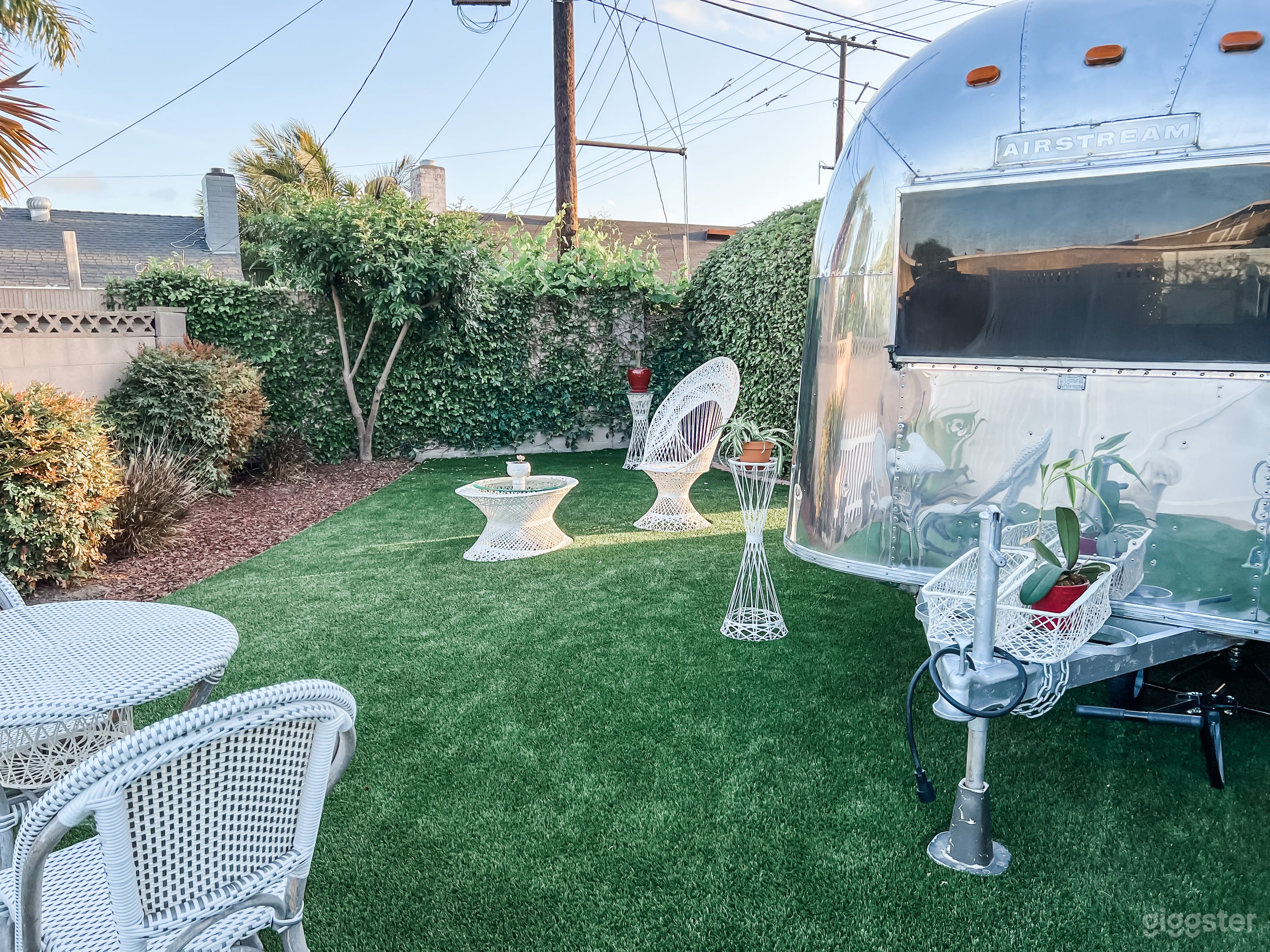 Airstream and Side Yard - Perfect for Photoshoots or Small Events Photo 3