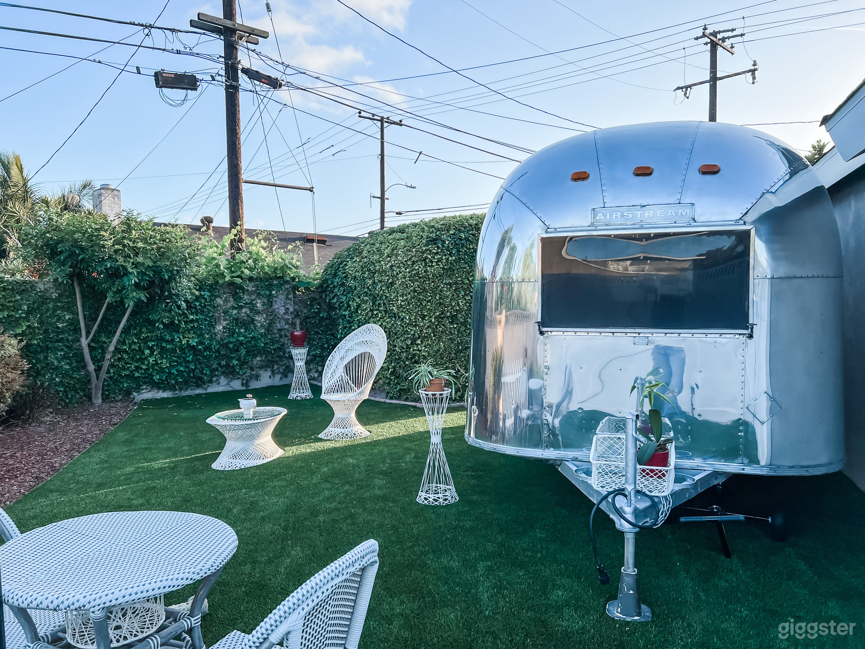 Airstream and Side Yard - Perfect for Photoshoots or Small Events Photo 4