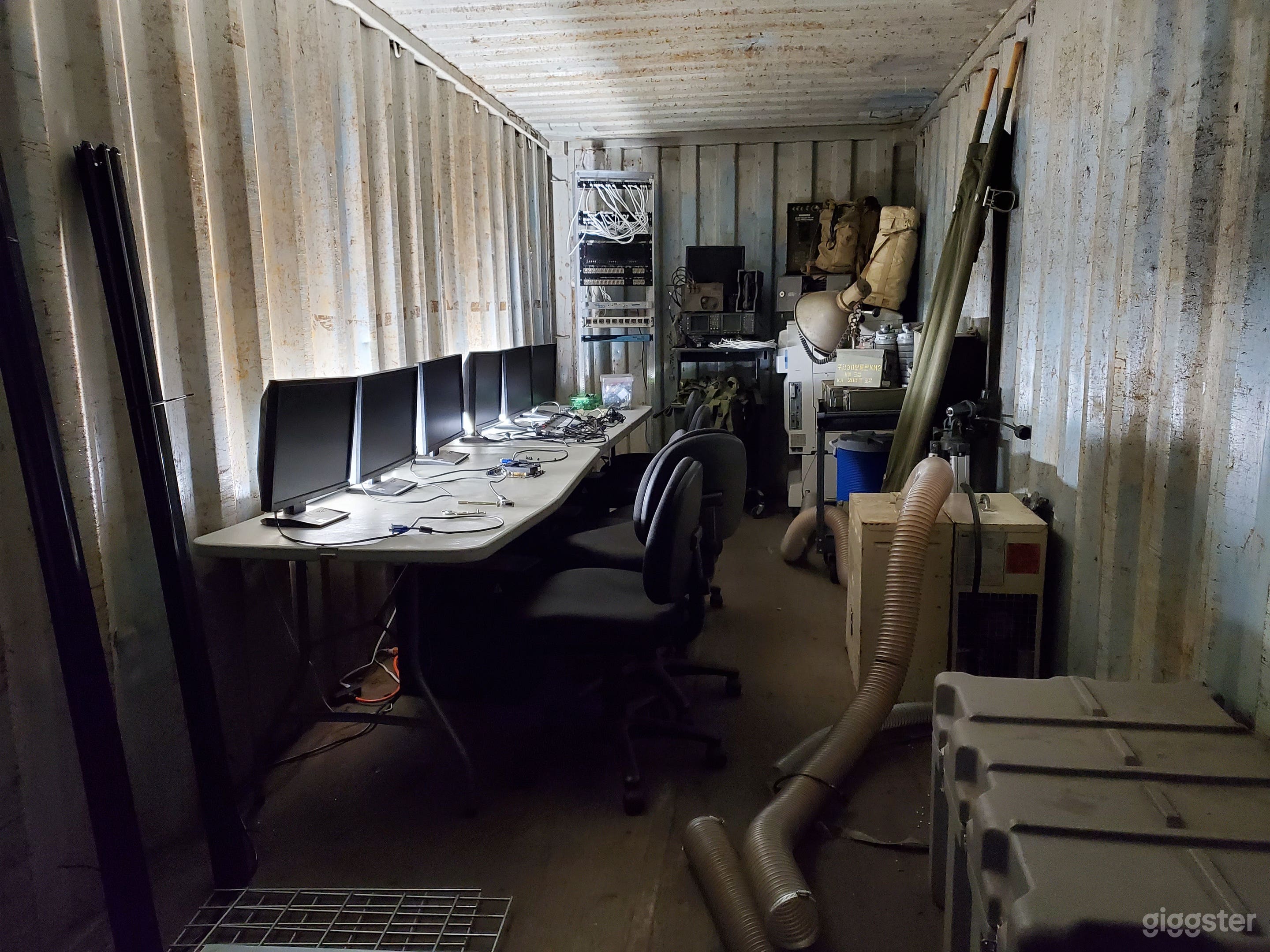 Military Bunker/ Post-Apocalyptic Set Photo 1