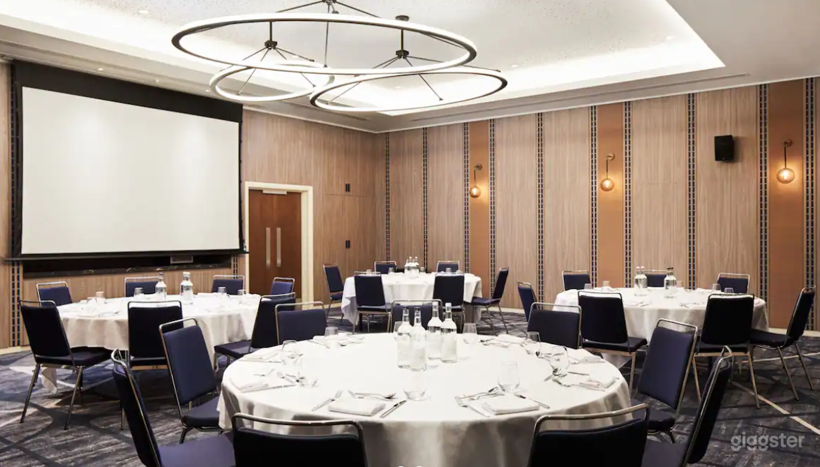 Waterhouse Room Photo 1