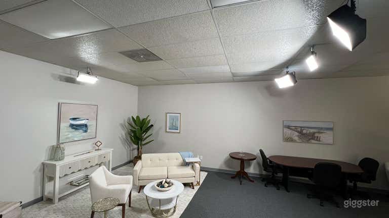  Vibrant Production Studio in Virginia Beach 