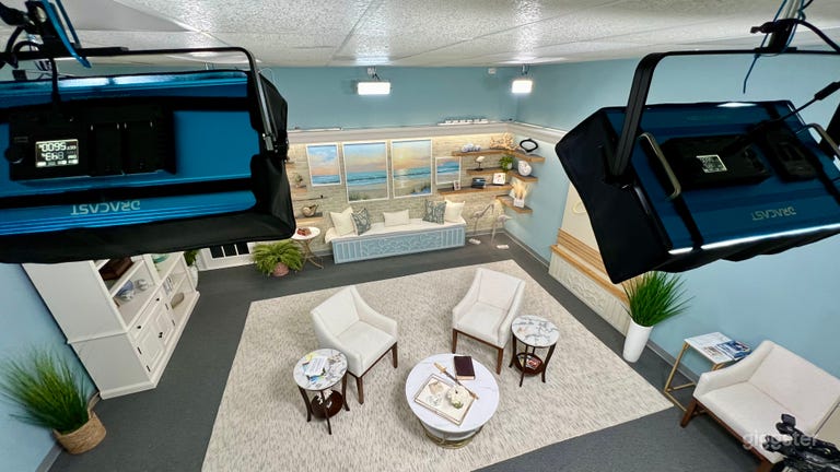  Vibrant Production Studio in Virginia Beach 