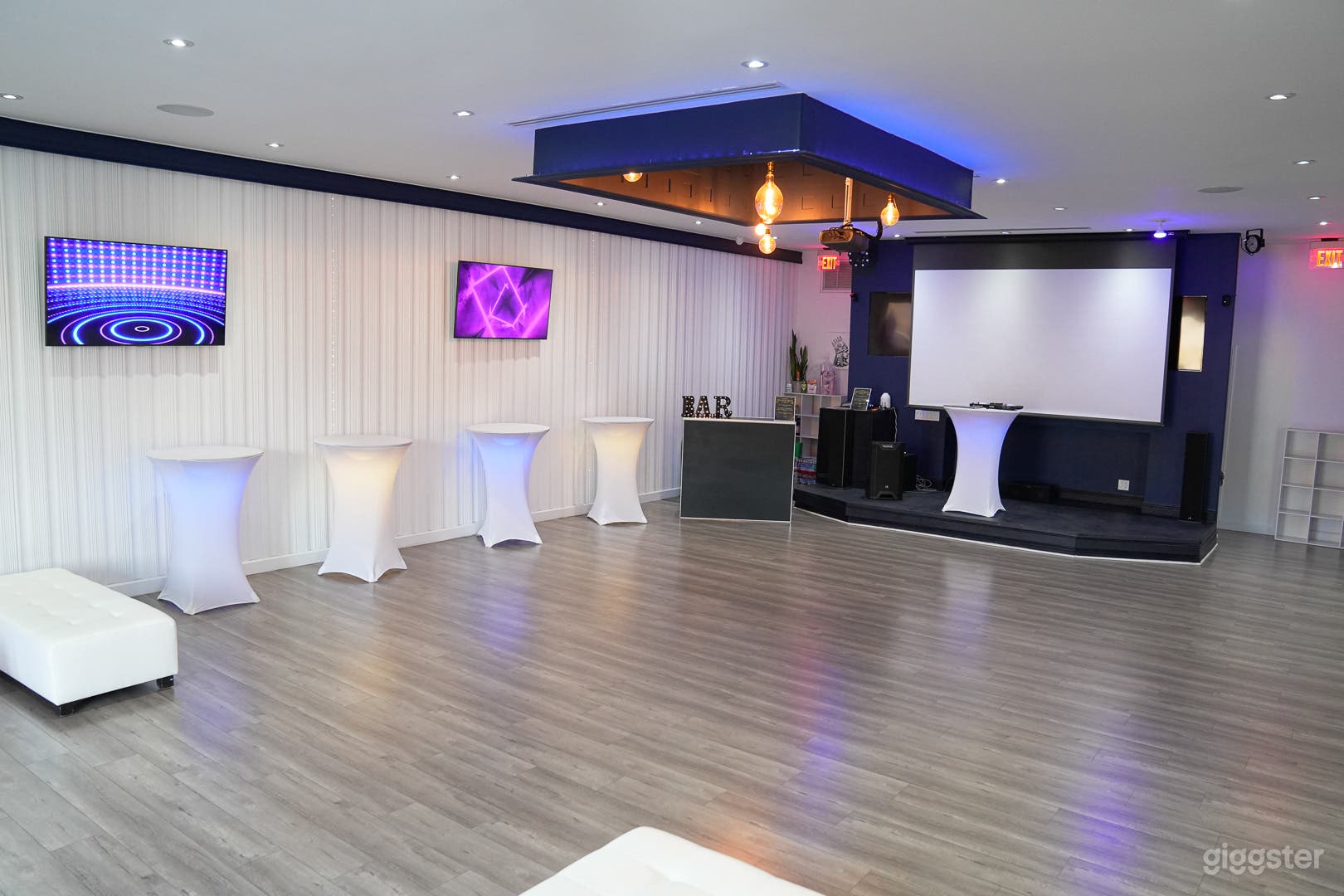 Elegant Event Studio Photo 2