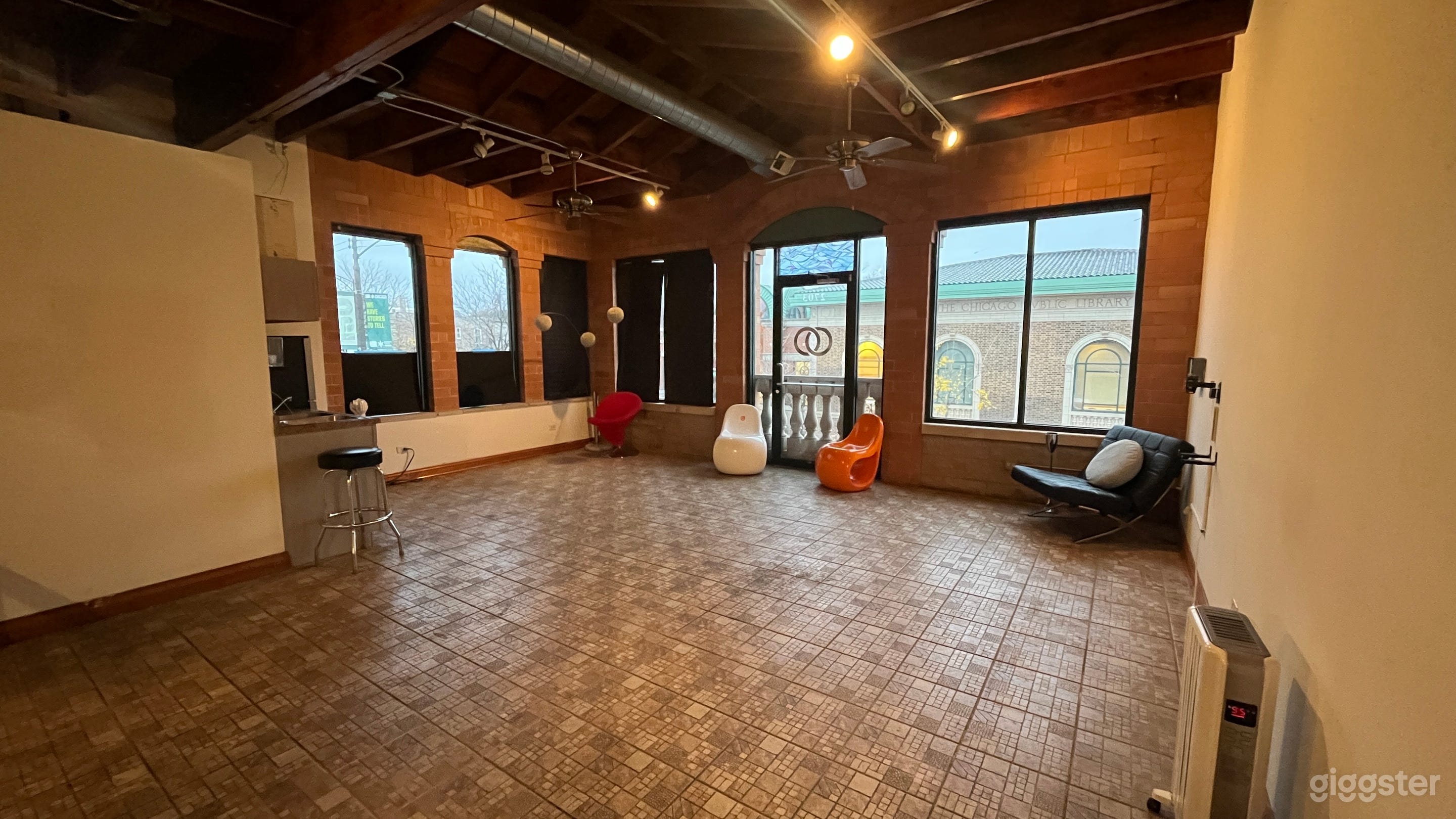 A Versatile Art Gallery and Event Space Photo 3