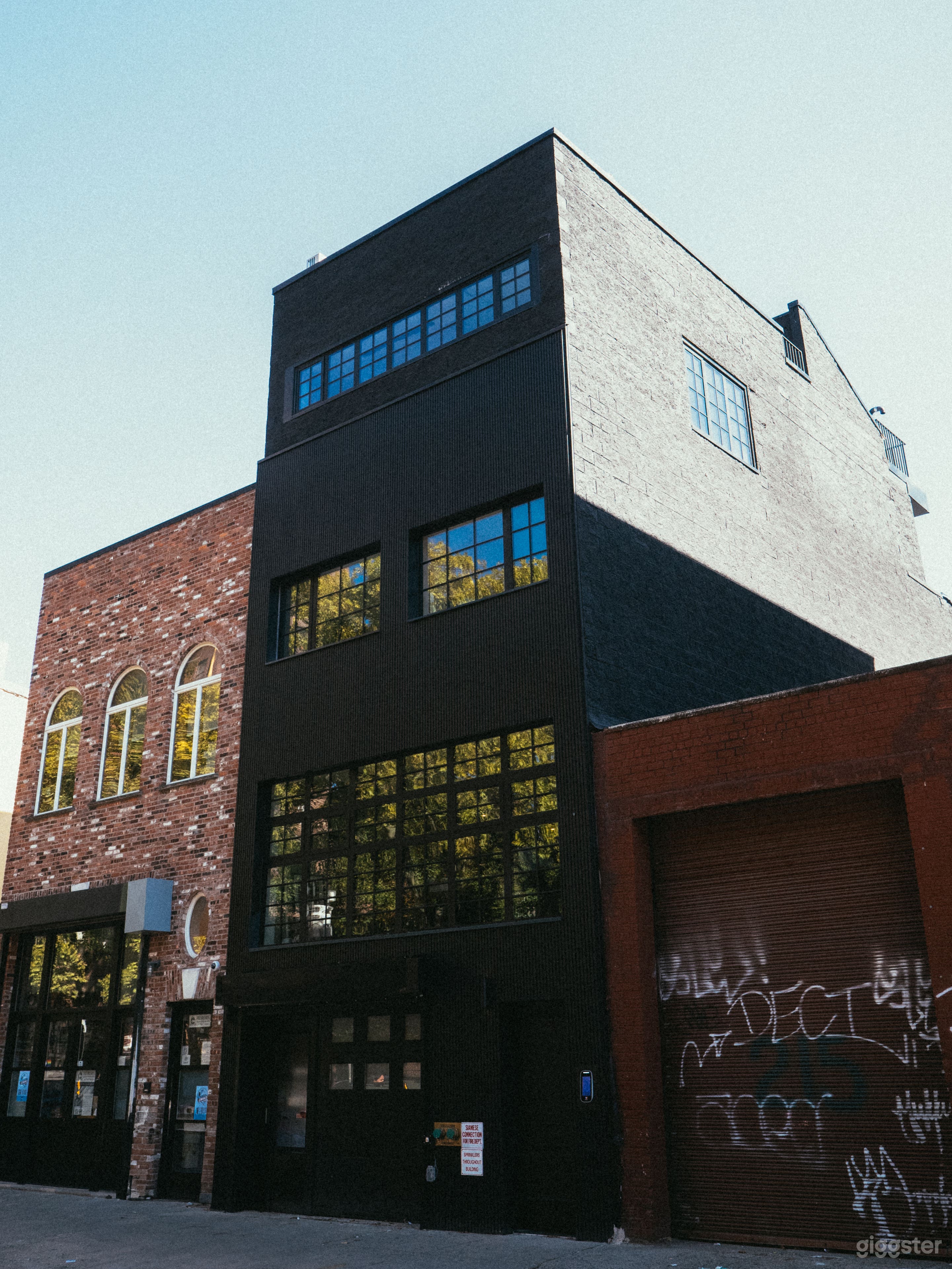 Residency Studio Photo 4