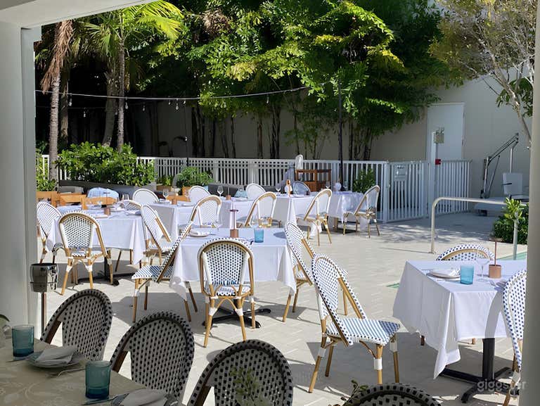  Hotel Courtyard Pool Area 