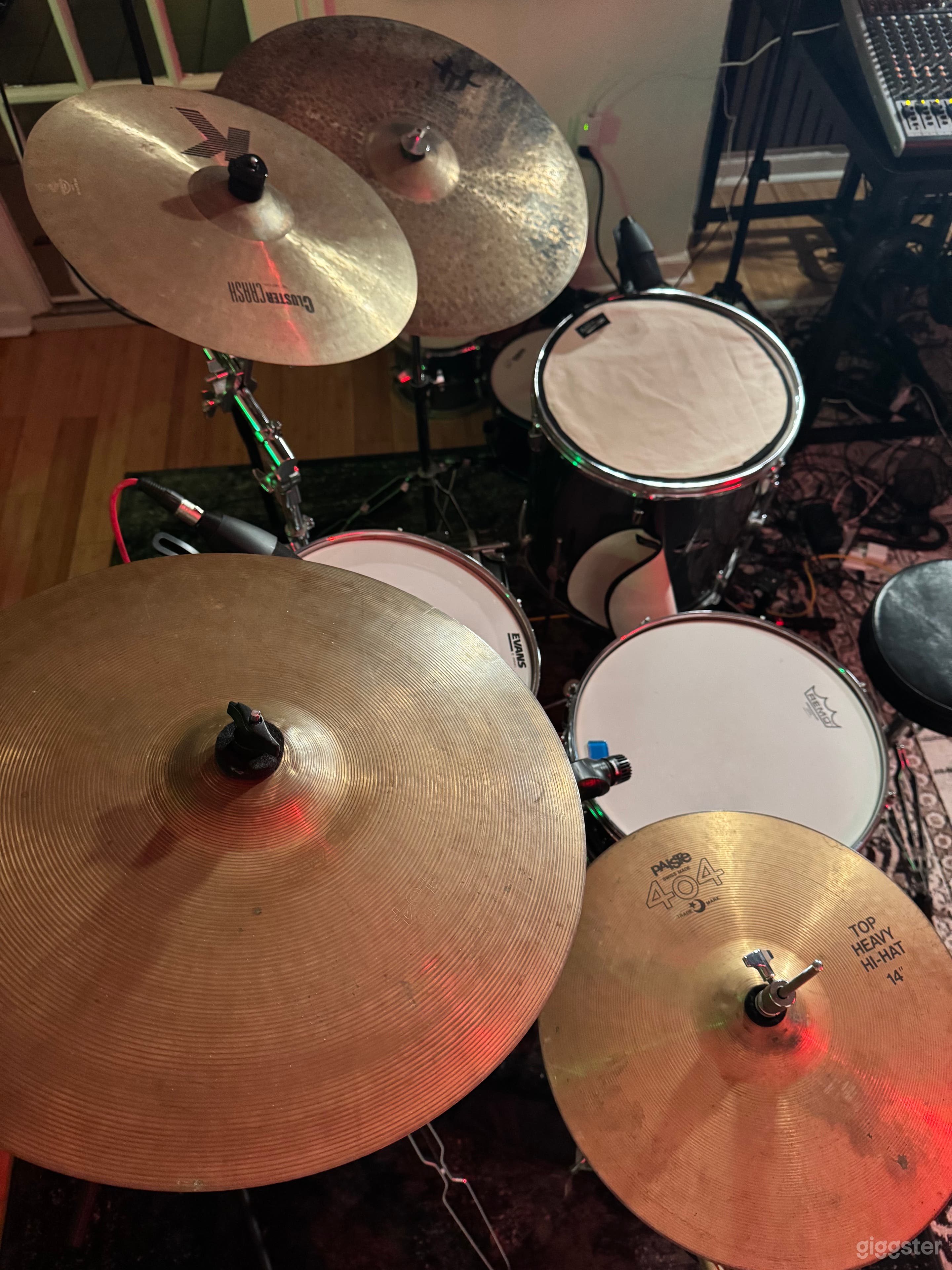 Home Production Studio Photo 4