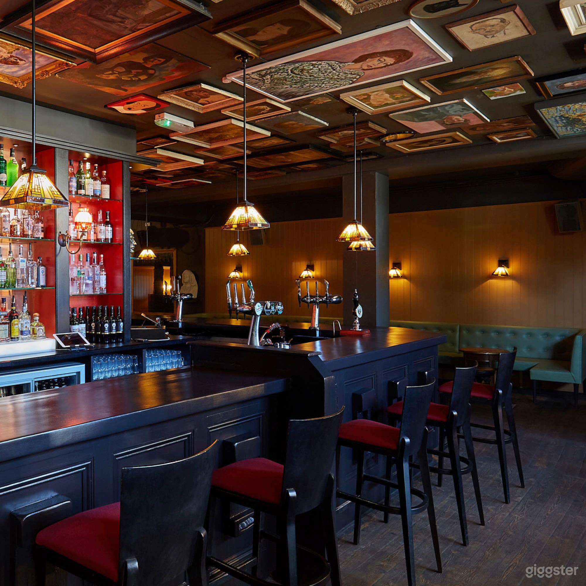 The Cock Tavern London Photo 2