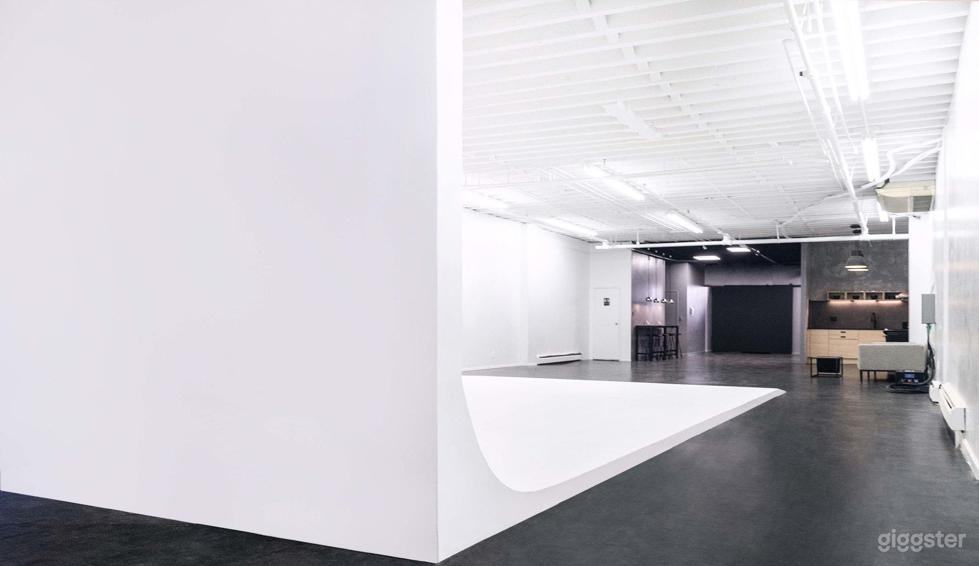 Production Studio 1 w/ Private Patio Photo 4