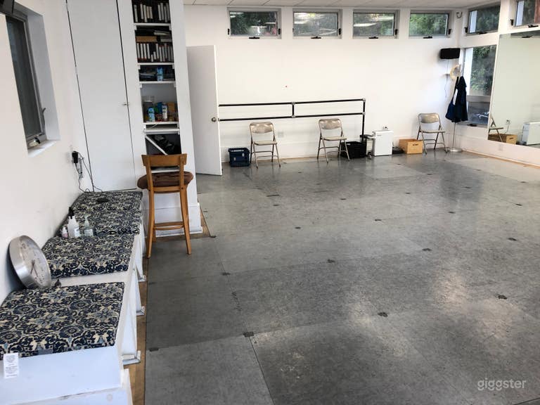  Open dance studio with mirrors/ac/sound in L.A. 