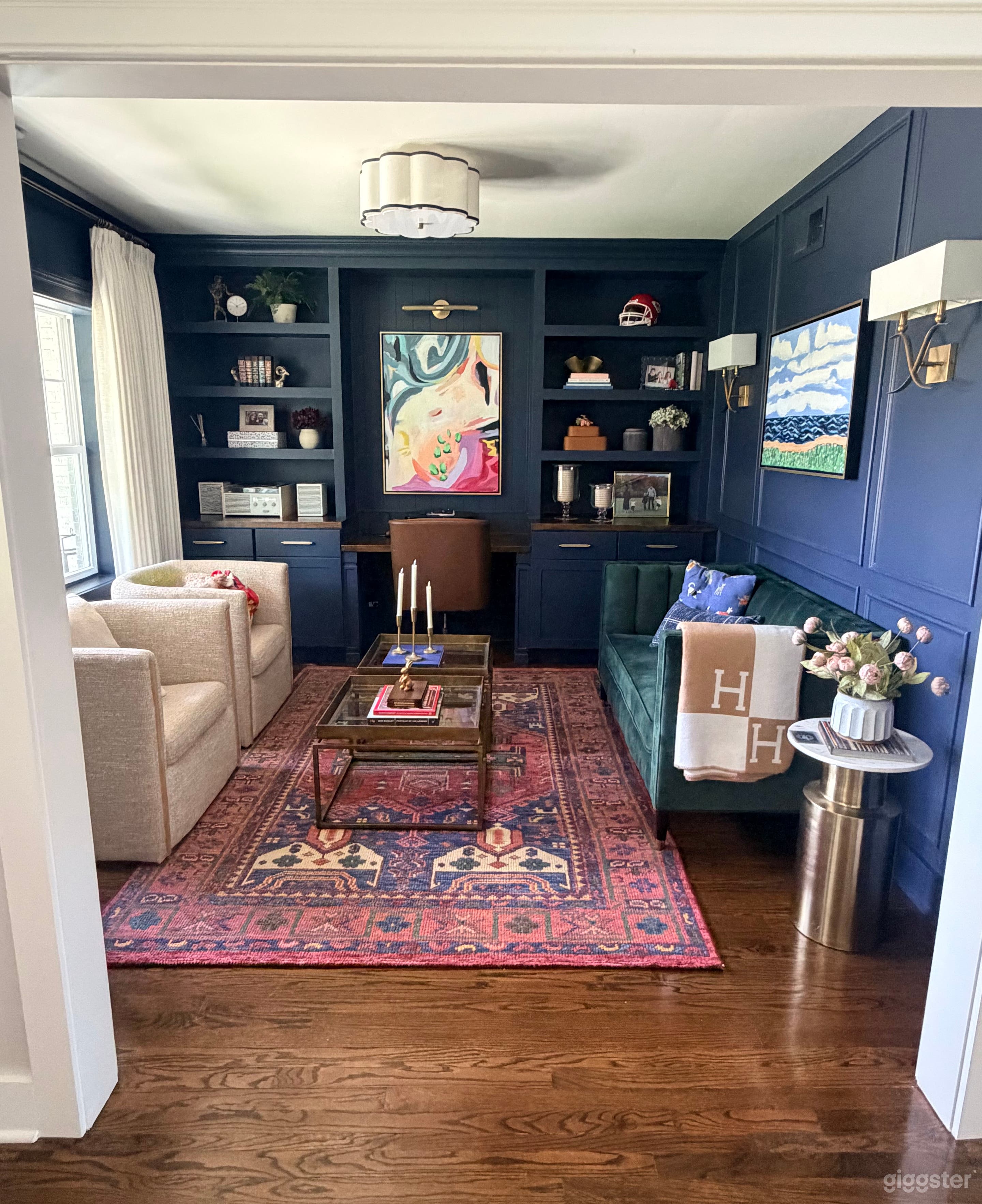 Beautifully updated suburban home Photo 3