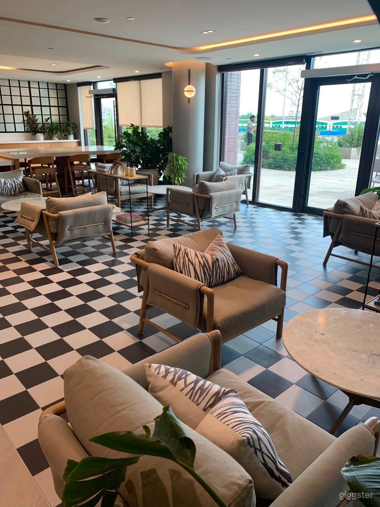 The Garden Lounge Photo 2