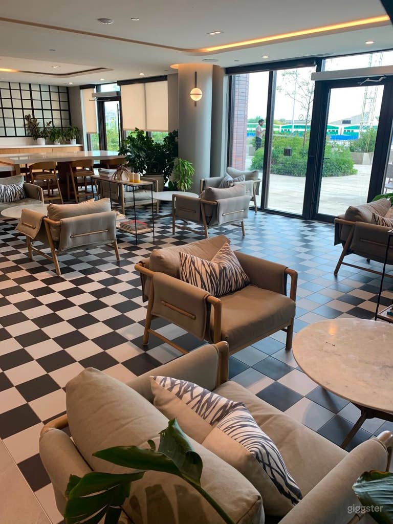 The Garden Lounge 