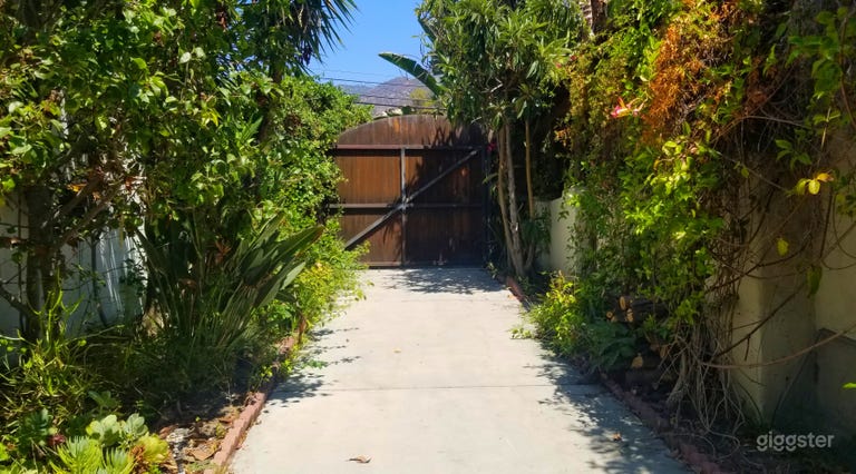  Spanish Style Pool Tropical Gardens & Patio Cafe  