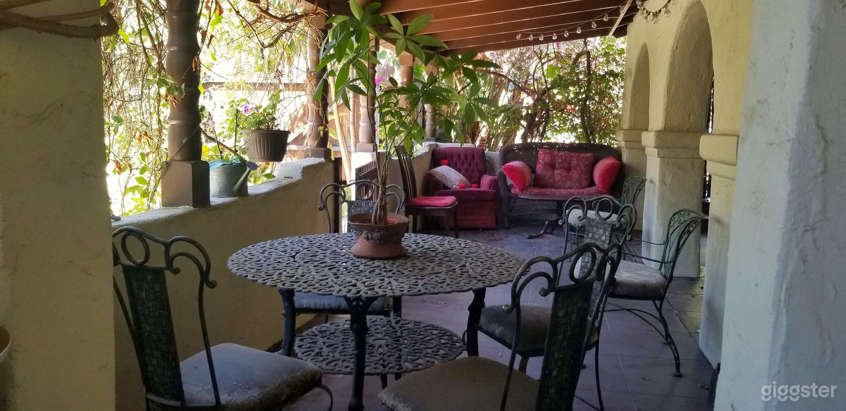 Spanish Style Pool Tropical Gardens &amp; Patio Cafe  Photo 2