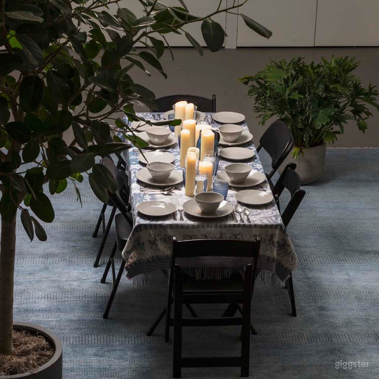  Intimate Dinner Party  