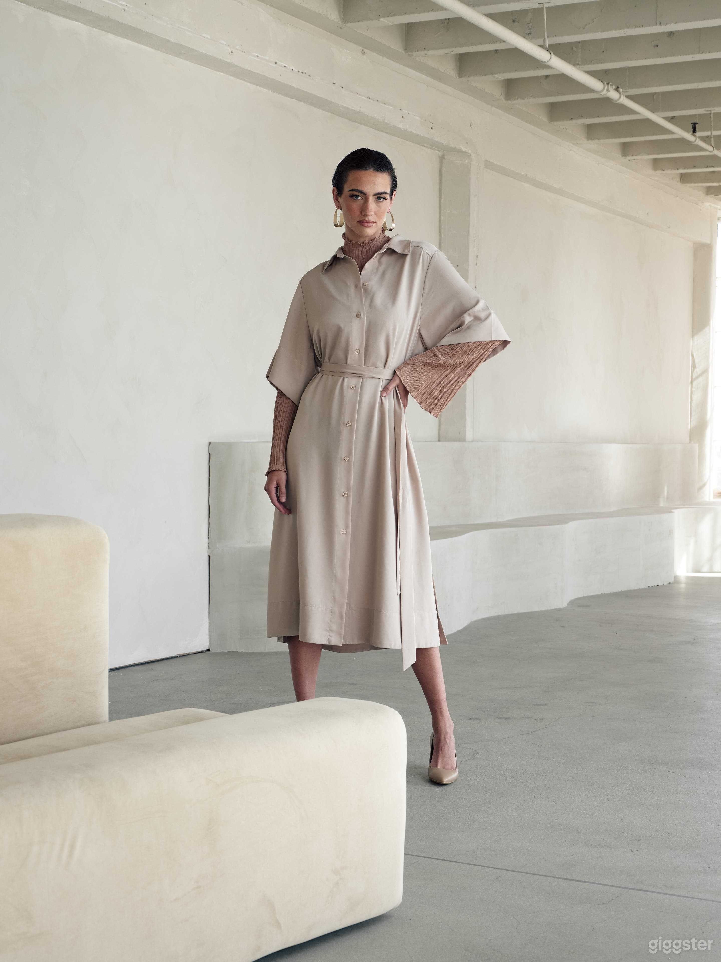 Wabi-Sabi Japandi inspired studio with golden hour Photo 3