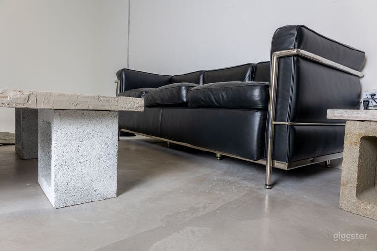  Brutalist Inspired Cyc Full Light Setup Riverside 