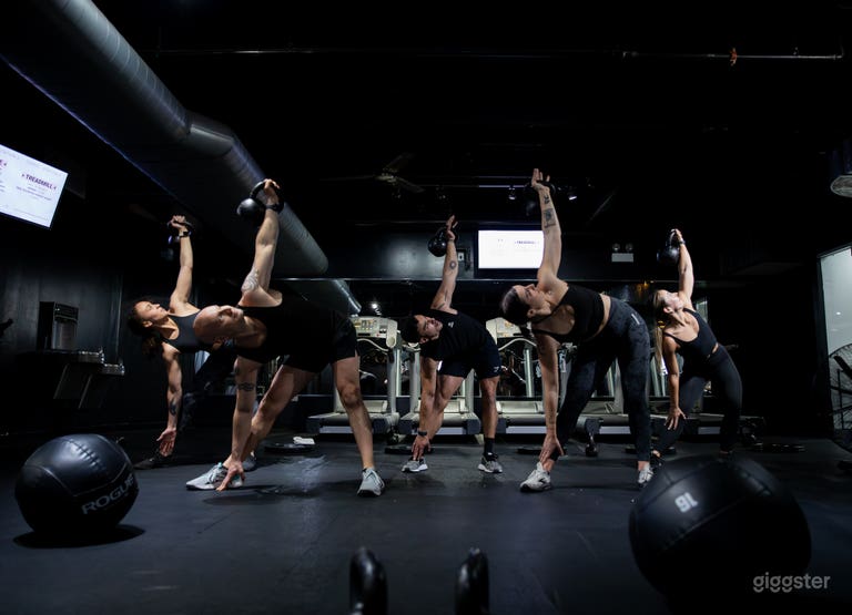  Trendy Fitness Studio 