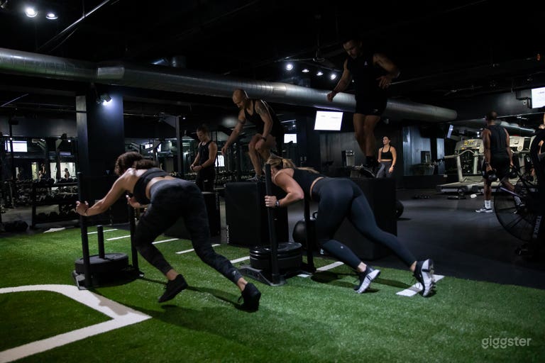  Trendy Fitness Studio 