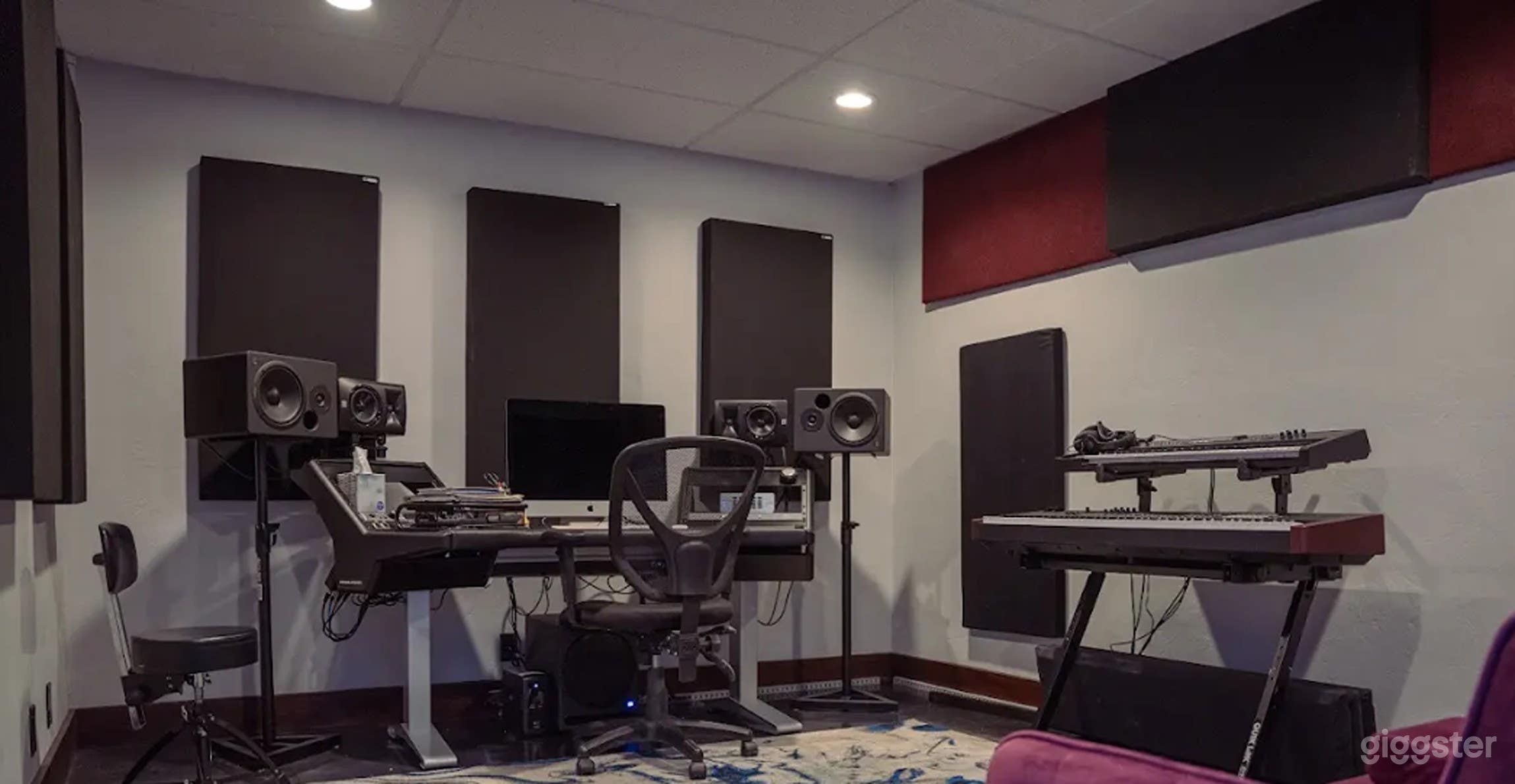  State-of-the-Art Recording Studio  Photo 2