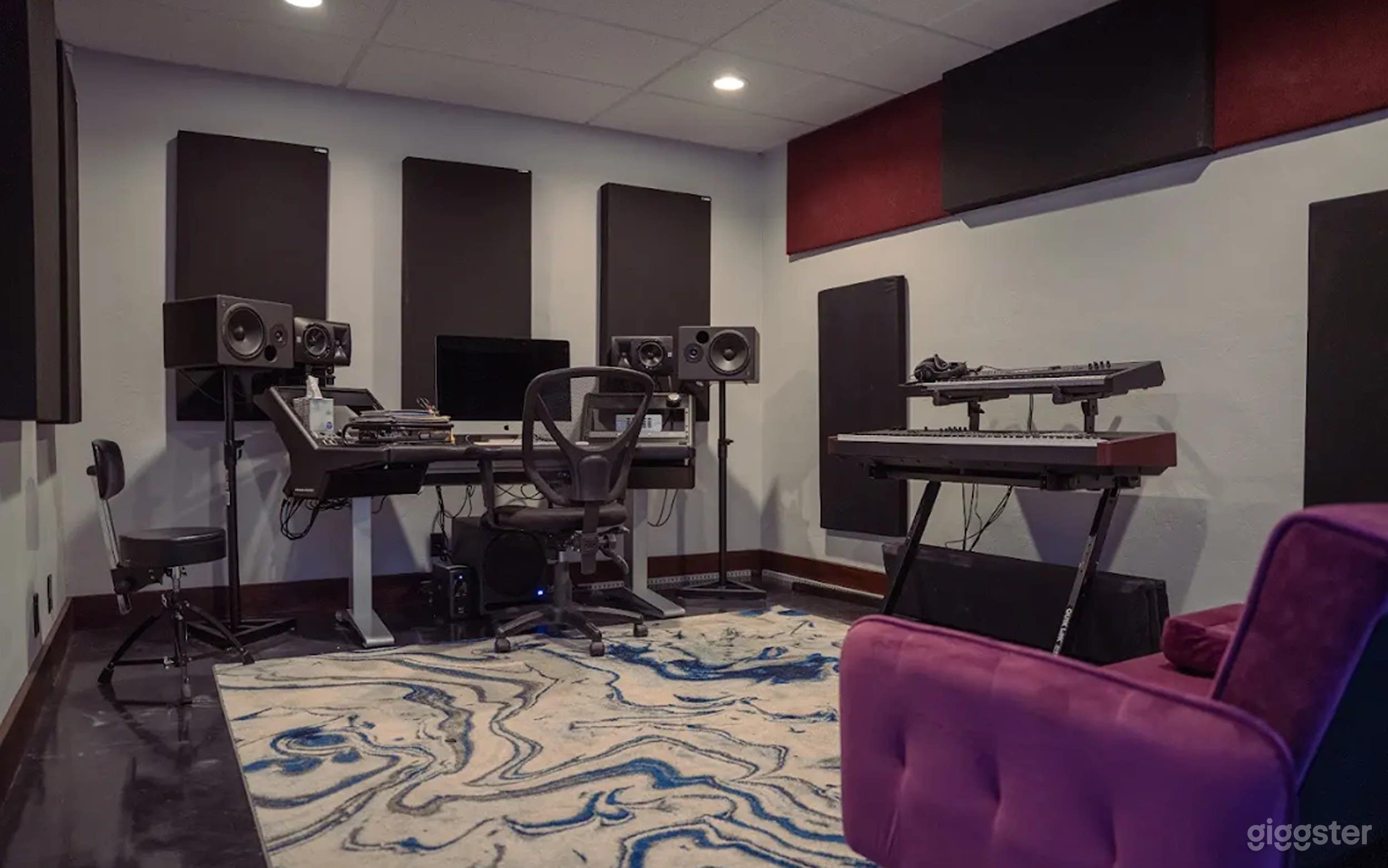  State-of-the-Art Recording Studio  Photo 1